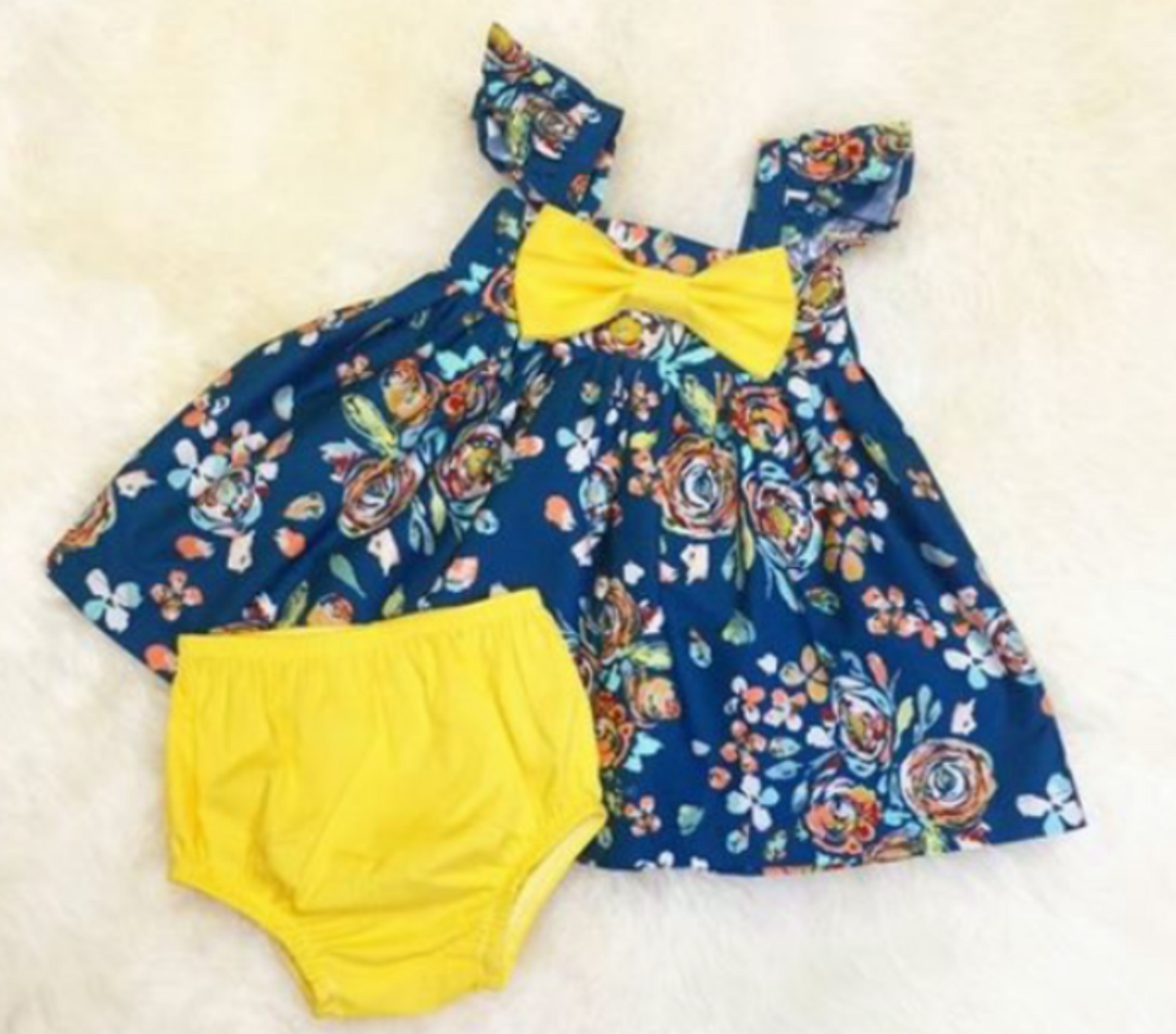 Conjunto de lazo amarillo