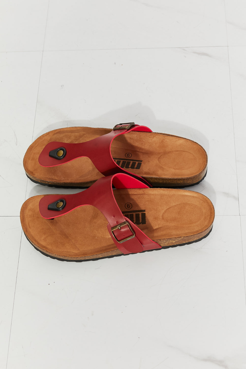 MMShoes Chanclas con tira en T Drift Away en vino