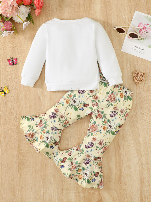 Conjunto de pantalones acampanados con estampado floral y camiseta con estampado de mariposas I Will FLY AWAY